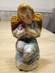 Porcelánový anděl