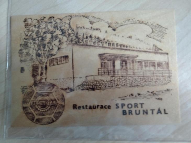 Dřevěná pohlednice Bruntál, restaurace Sport  - Pohlednice místopis