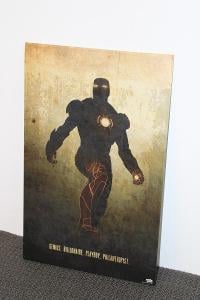 Tony Stark  - Sběratelská  plechová cedule s certifikátem 28 x 44,5 cm