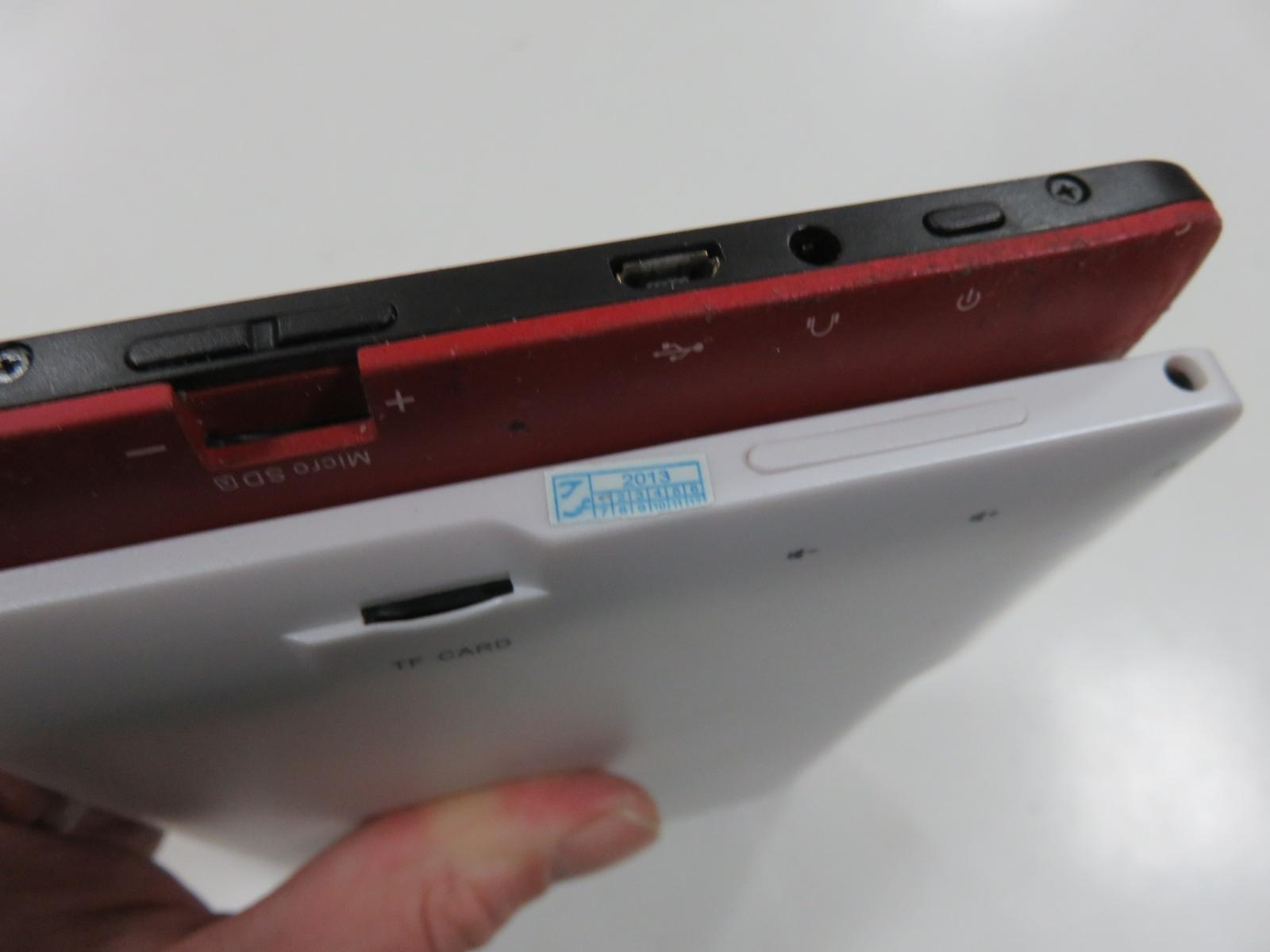 2 x tablet - Prestigio - druhý bez názvu - špatná baterie - funkční    - Počítače a hry