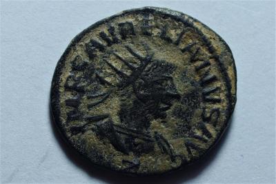 Řím císařství Vabalathus- follis pro a s Aurelianem- "R"