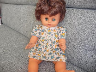 Stará pěkná mrkací  panenka (50 cm)