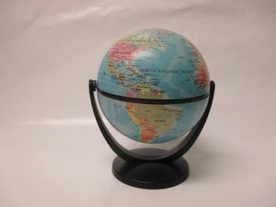 Retro malý stolní globus Edition Atlas 