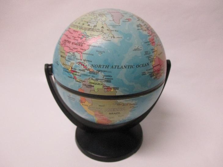 Retro malý stolní globus Edition Atlas  - Hračky