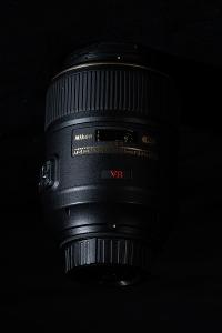 Macro objektiv - NIKON 105 mm f/2,8 G ED AF-S VR MICRO