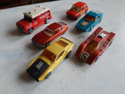 MATCHBOX  šest starých autíček