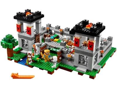 LEGO Minecraft: 21127 The Fortress 2