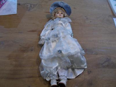 Keramická panenka   47cm - od 1kč