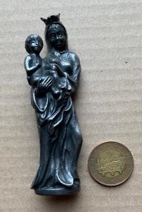 Stará soška kov Madonka Panna Marie Ježíšek reliéf svatá svátostka 