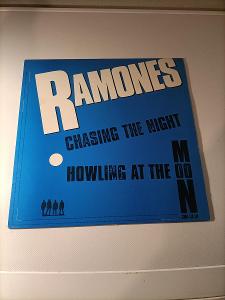 Ramones-Chasing The Night/Howling At The Moon