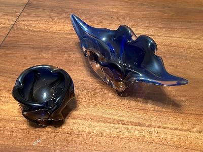 Modrý skleněný popelník + dekorativní nádoba :-)