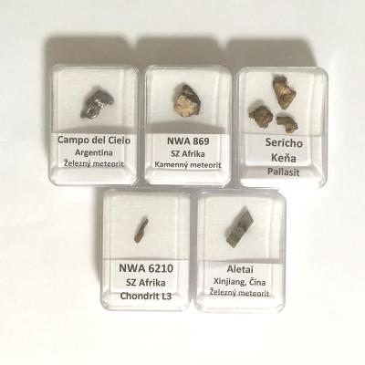 Sada meteoritů z různých světových lokalit - sada A