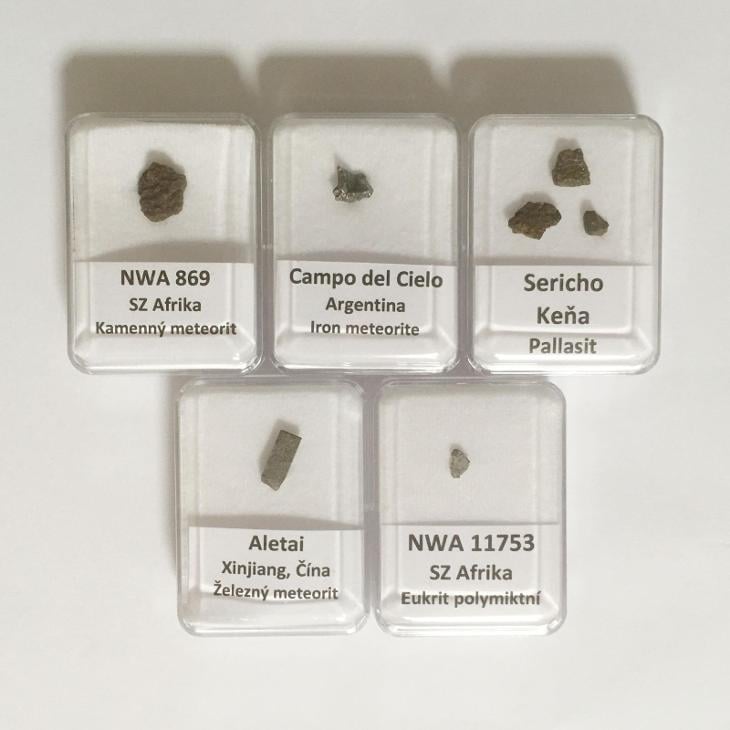 Sada meteoritů z různých světových lokalit - sada C - Meteority