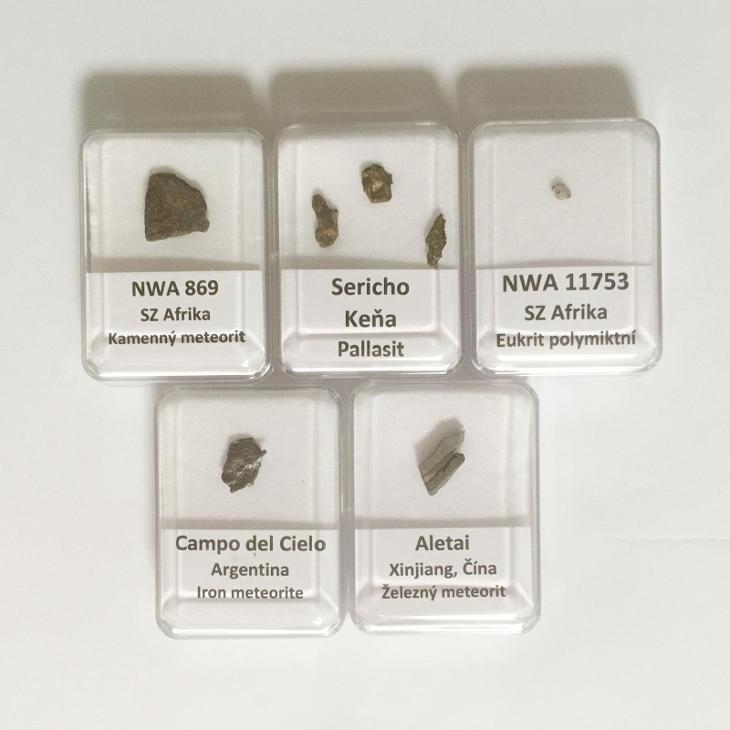 Sada meteoritů z různých světových lokalit - sada F - Sběratelství