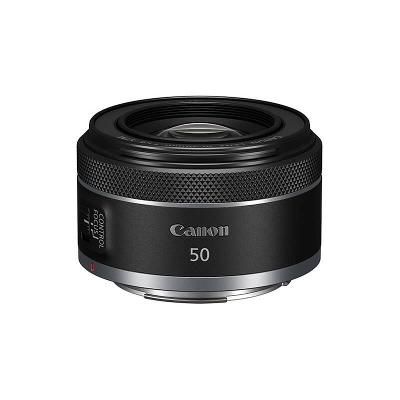 Canon RF 50mm f/1.8 STM. 