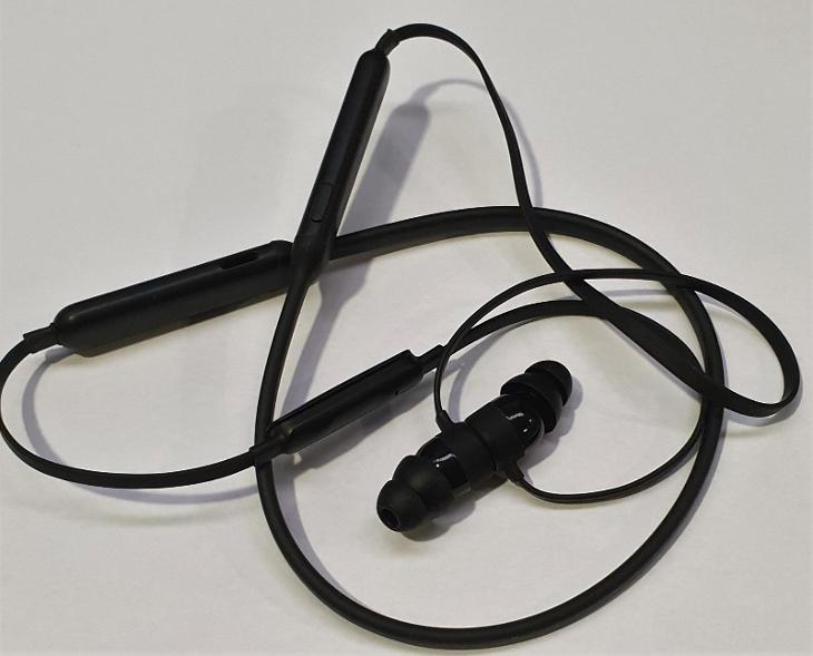 Nefunkční a pouze pro podnikatele: Bezdrátová sluchátka BeatsX - černá - Sluchátka, mikrofony