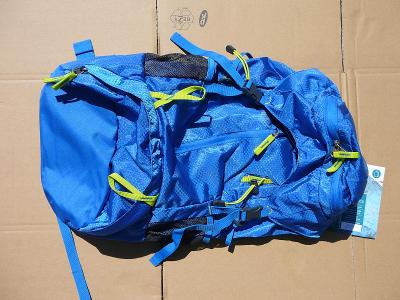 Sportovní outdoorový batoh 45 litrů, mnoho kapes, výztuha zad, a další