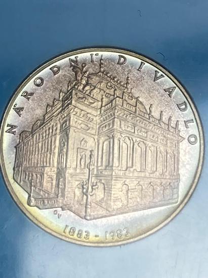 100 Kčs Národní divadlo 1883-1983 stříbrná mince - Numismatika Česko