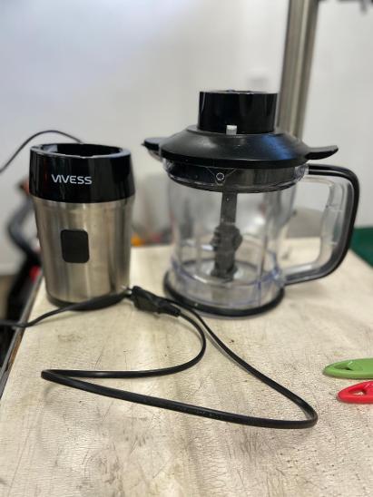 Kuchyňský mixér Vivess - Malé kuchyňské spotřebiče