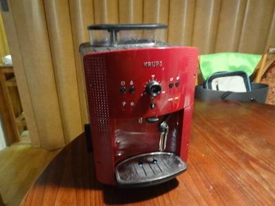 Automatický kávovar Krups typ EA81