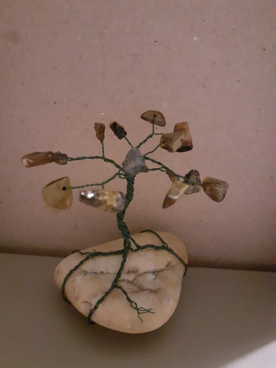 Stromček šťastia a hojnosti minerálový TIGRI OKO zel. dekorácia - Ručné práce