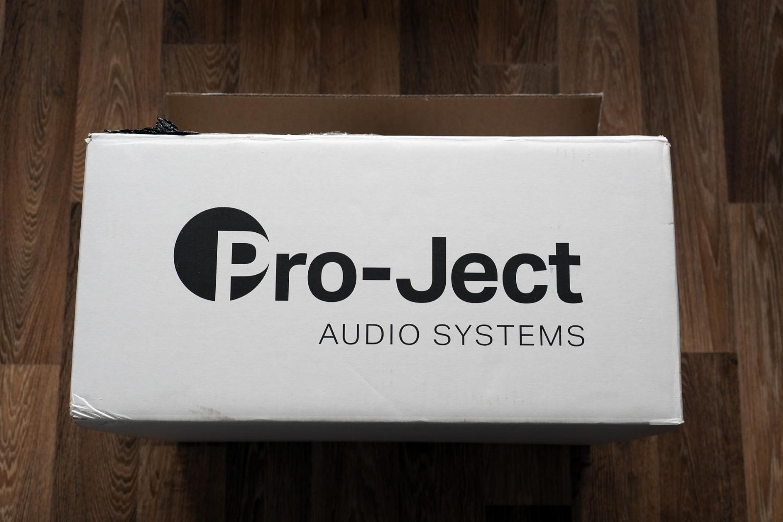 Pro-Ject Debut Carbon DC 2M-RED (šedý) - TV, audio, video