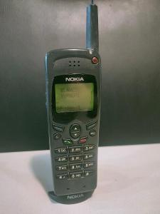 !!!Nokia 550!!! Pěkná s baterií