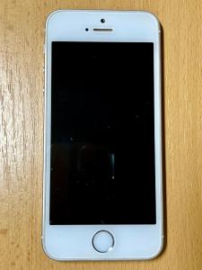 iPhone SE 1. generace 64GB bílý v perfektním stavu od korunky