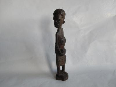 Dřevěná africká soška domorodá žena z ebenu ?  / těžké dřevo cca. 15 m