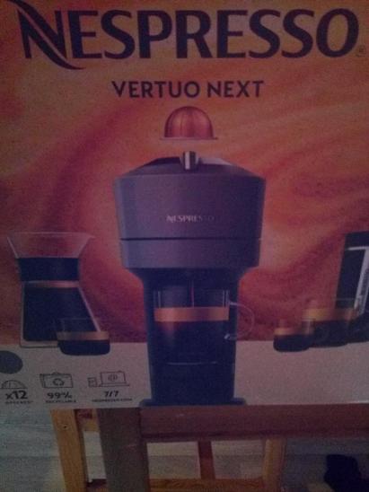 Prodam kavovar Nespresso Ventuo Next šedý nový - Malé kuchyňské spotřebiče