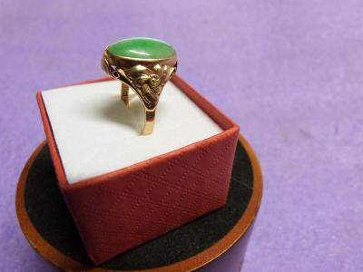 RARITA-nádherný starožitný prsten s brazilským smaragdem/X-8/