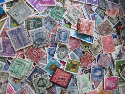 Staré poštovní známky  400 ks