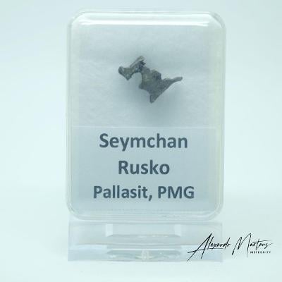 Železný meteorit Seymchan Rusko 2,07 g - leptaný fragment v krabičce
