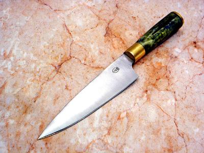 201/ Kuchynsky nůž. Rucni vyroba. Vysokouhlíková pružinová ocel 52100