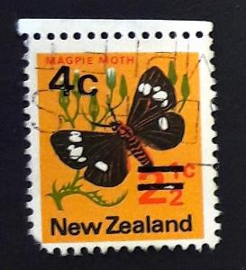 New Zealand motýl 2 přetisk