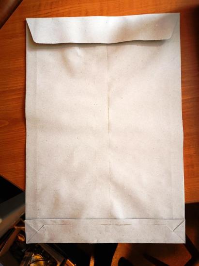(14) hnědé obálky / tašky, křížové dno (širší) formát 35x24cm, 1 ks - Podnikání a průmysl
