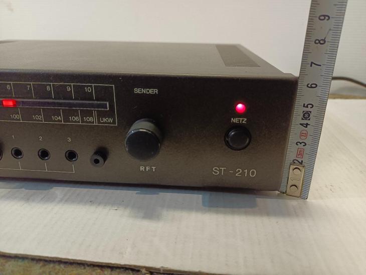 RFT rádio ST-210
