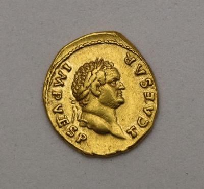 Zlatý Aureus - Titus jako Caesar (69-79 n.l.) - Velmi Vzácný!