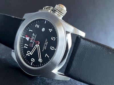 Velké pánské vojenské hodinky TUF  cal: MIYOTA 2115 JAPAN, WR30M