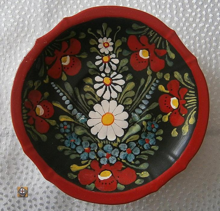 Tanierik porcelán 15 cm čierny - kvetinový motív (U-2159) - Umenie
