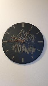 Břidlicové nástěnné hodiny - motiv hory