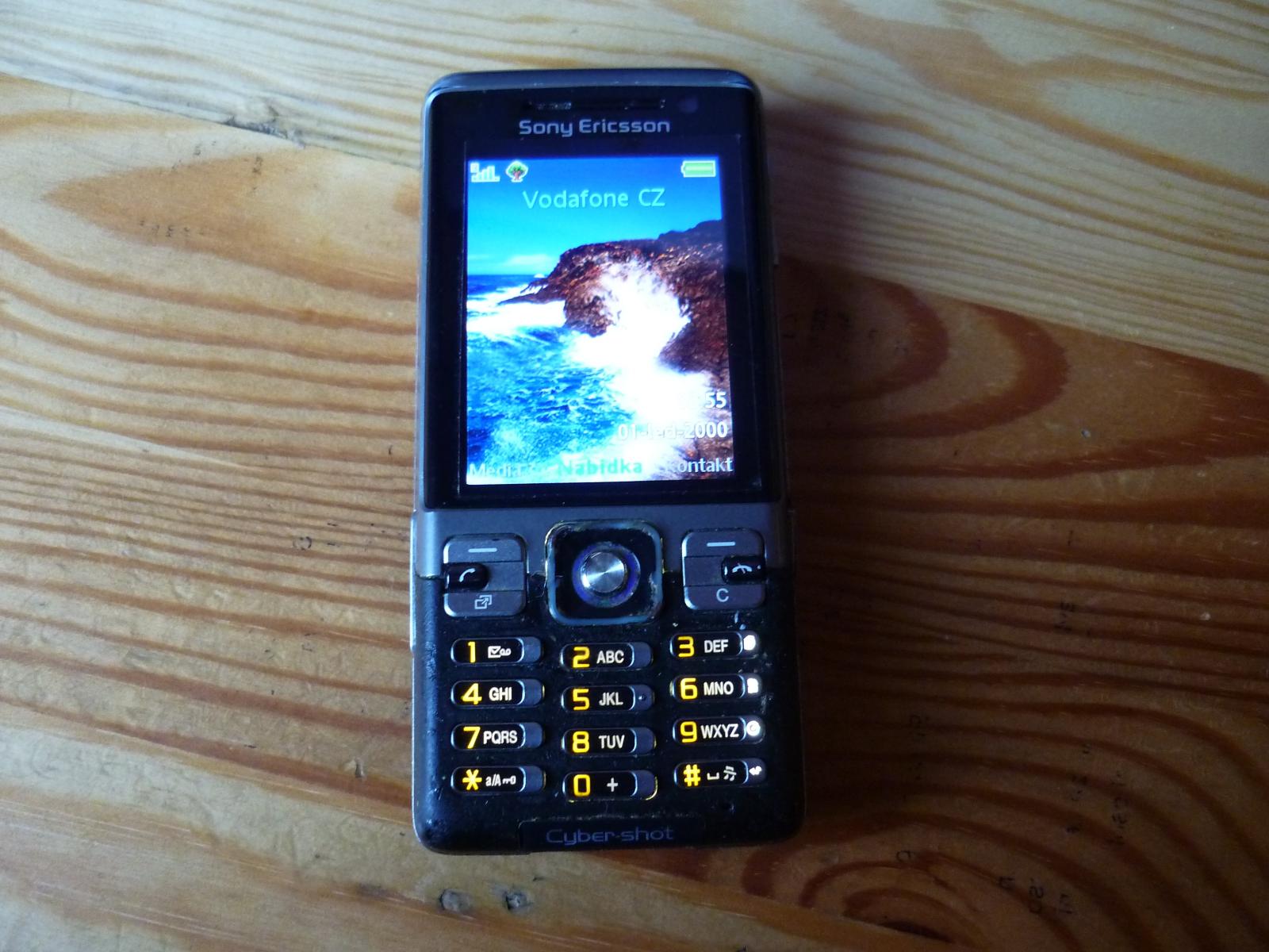 Sony Ericsson C702 - Mobily a smart elektronika