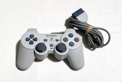 Playstation 1 dualshock gamepad - originál, bílý
