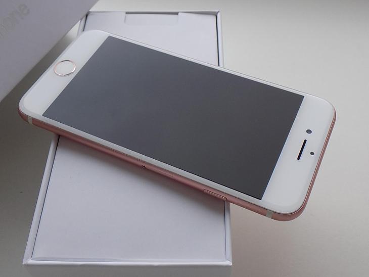 APPLE iPhone 7 32GB Rose Gold - ZÁRUKA 12 MĚSÍCŮ - KOMPLETNÍ BALENÍ