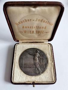 Stříbrná secesní medaile Vídeň 1911 výstava tabákového průmyslu 