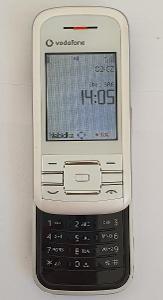 # Výsuvný mobilní telefon Vodafone 533 + nabíječka White - N030