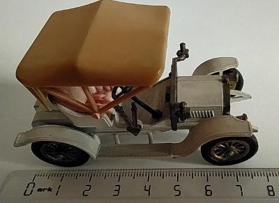 Matchbox Yesteryear #4 Opel Coupe 1909