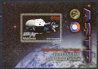 Maledivy-20 let Mise Apollo-Soyuz 2000**  Mi.Bl.460 / 7 €