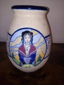 Secesní váza keramika zn.Imperial Amphora glazované medailony perfekt.