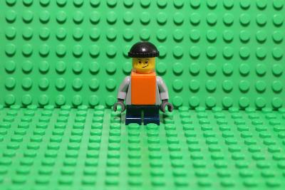 LEGO figurka: Dítě 16